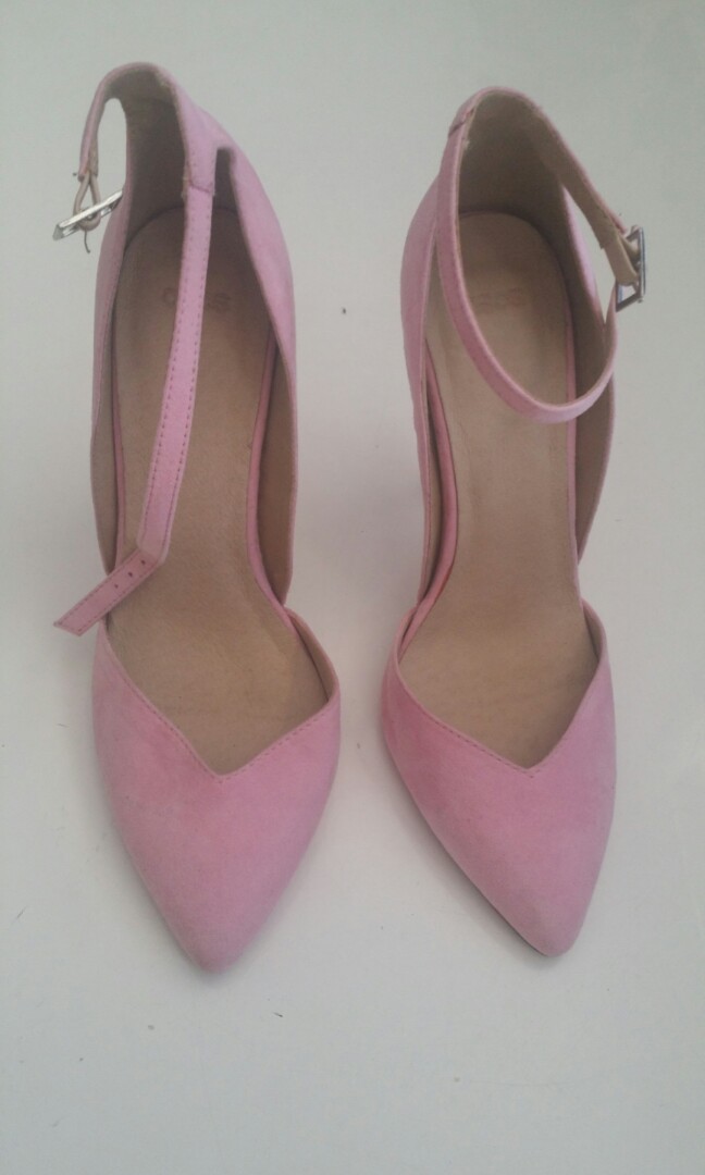 pink suede pointed heels