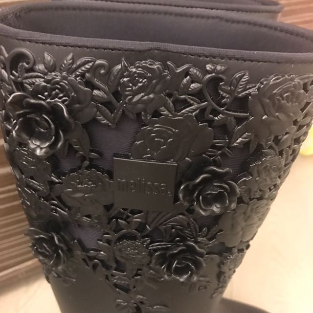 Rain boot （分類：靴）位於 Hong Kong。 由 kaslee_ 提交（商品編號 157572495，圖片 2）。簡介： 。