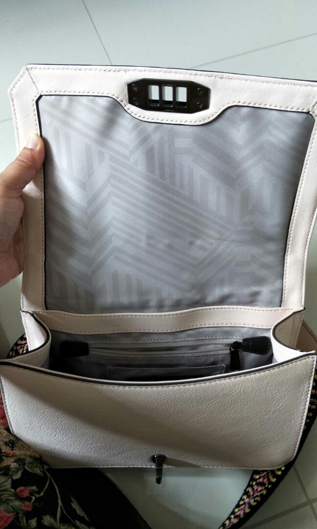 Rebecca minkoff guitar strap bag clearance