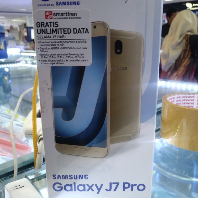 Samsung Galaxy J7 Pro Telepon Seluler Tablet Aksesoris Tablet Handphone Di Carousell