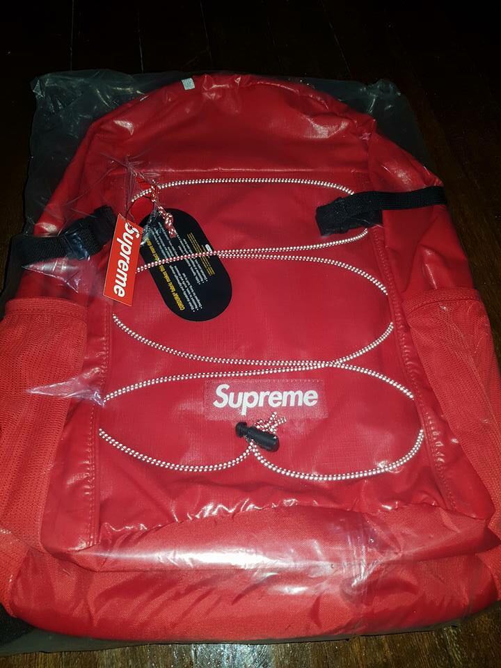 Genuine supreme FW17 red backpack Selling due to I - Depop