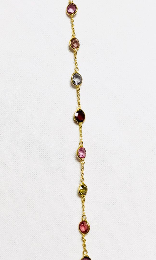 Gold chain with stones hot sale