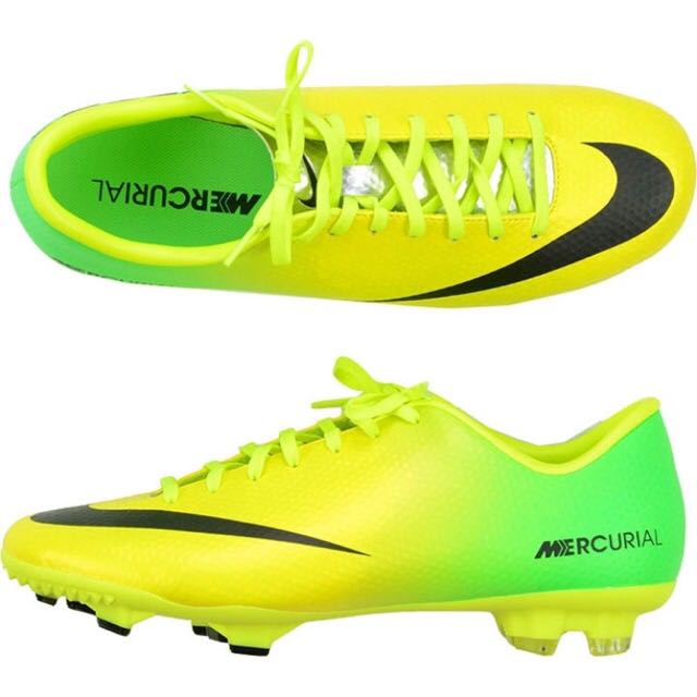 2013 Nike Mercurial Victory IV Football Boots FG, Sports Equipment, Sports & Games, Racket & Ball
