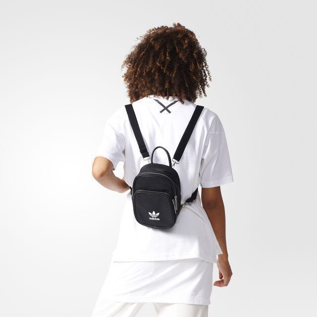 Adidas Originals Classic Mini Backpack 