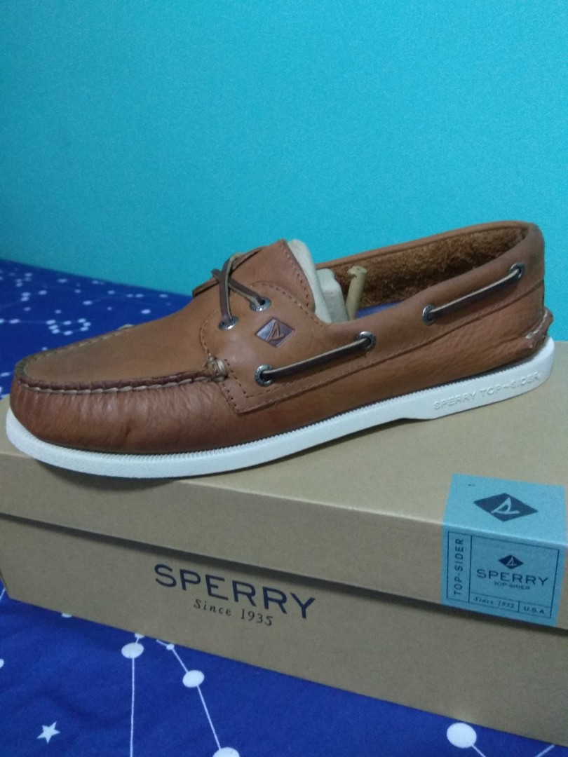sperry cross lace