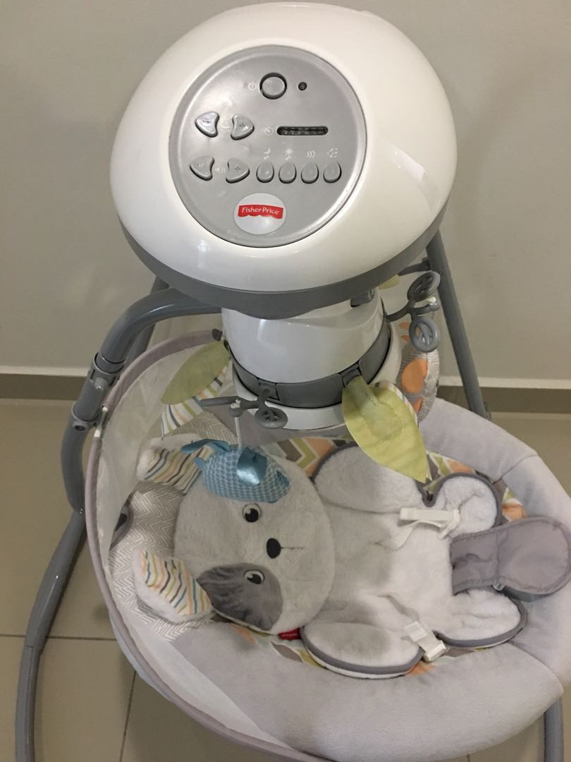 Fisher Price Starlight Papasan Cradle Swing