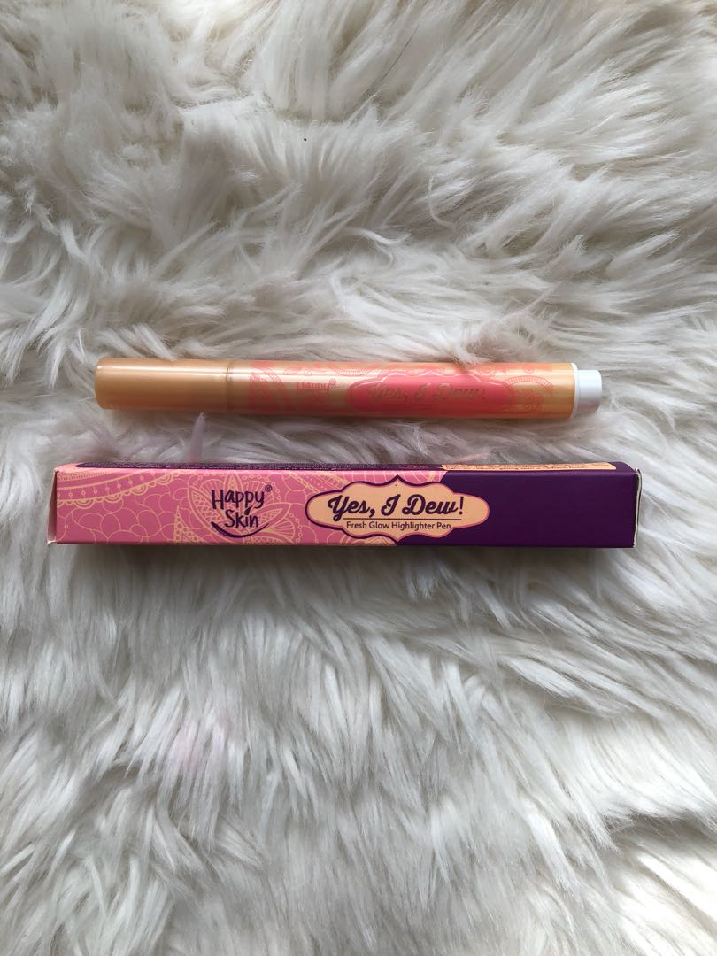 Happy Skin Highlighter (Category: Makeup) located in Manila. Submitted by beckyyyyyyyyyyyyyyyy (Listing ID 163656856, Image 1). Description: .