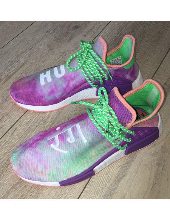 Human race chalk coral, Men's Fashion 