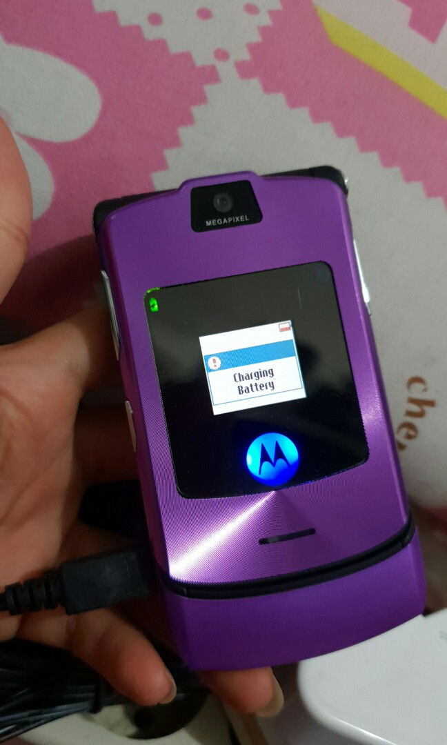Jual Hp Motorola Razr Flip Telepon Seluler Tablet Di Carousell