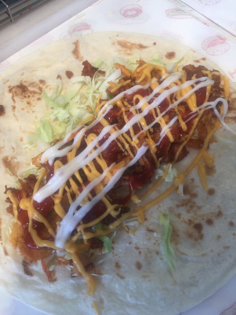 Kebab Bugis Street Shawarma Wraps Kebabexpress Food Drinks Instant Food On Carousell