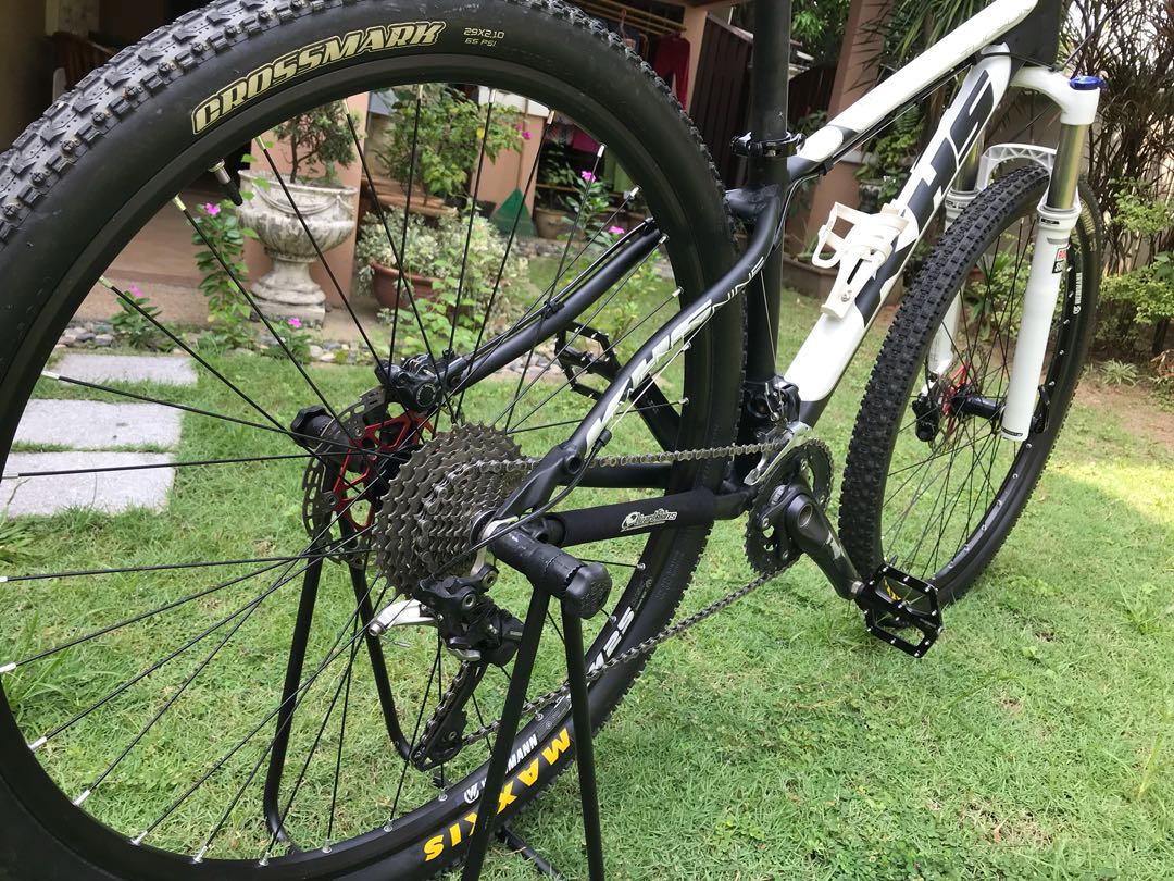 Khs tucson best sale 29er mountain bike