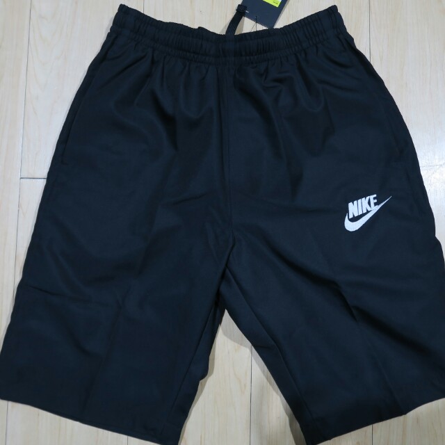 Nike standard fit shorts, Men's Fashion, Clothes, Bottoms on Carousell