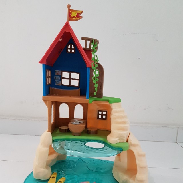 sylvanian secret island playhouse