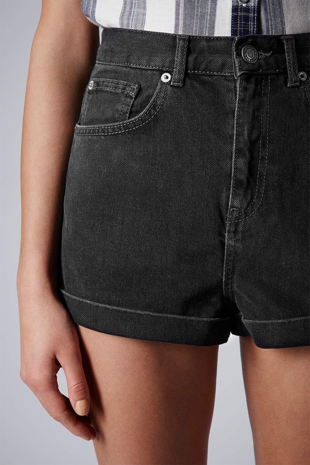 Topshop black mom shorts Women s Fashion Bottoms Jeans Leggings on Carousell