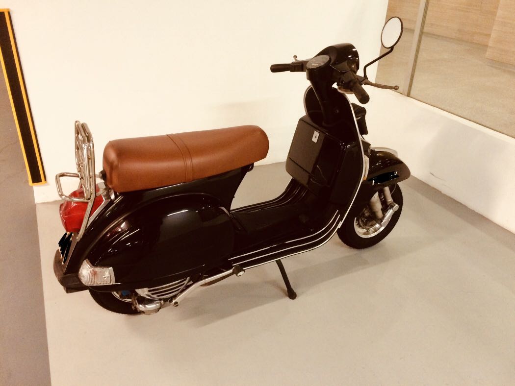 Vintage Vespa with 2 digit plate for sale, Motorcycles, Motorcycles for