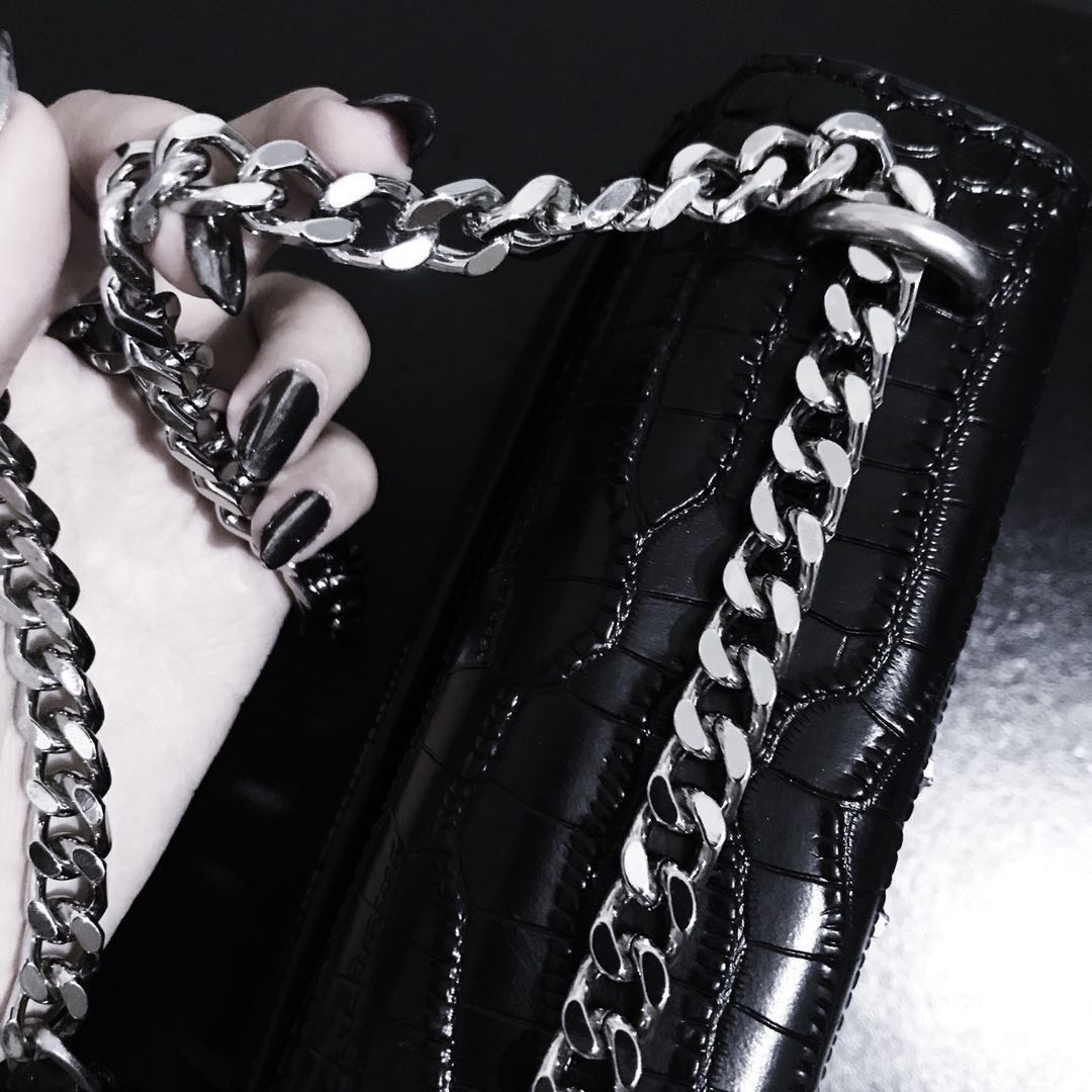 Saint Laurent Sunset Chain Wallet In Crocodile-embossed Shiny Leather