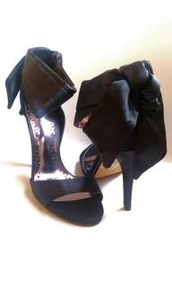 Betts black ankle heels satin stiletto with bow - brand new