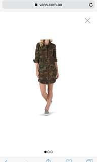 Vans camo dress