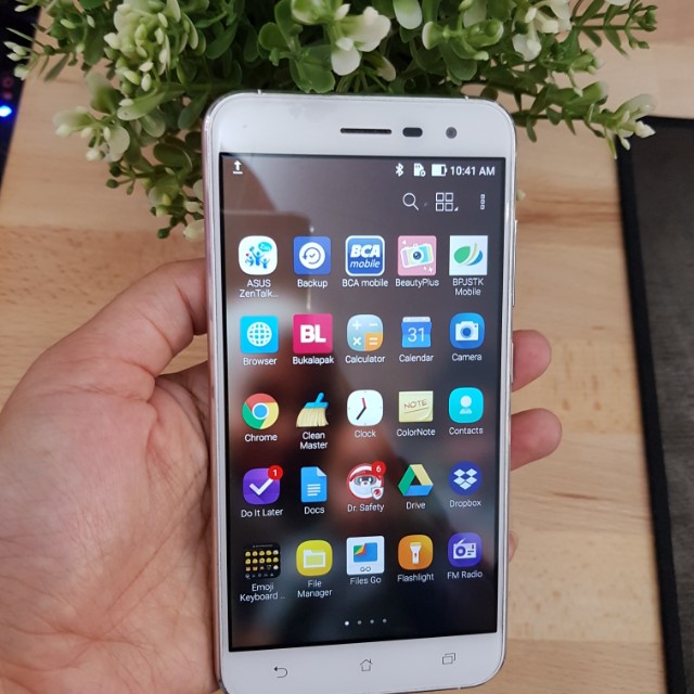 Asus Zenfone 3 3 32gb Putih Elektronik Lainnya Di Carousell