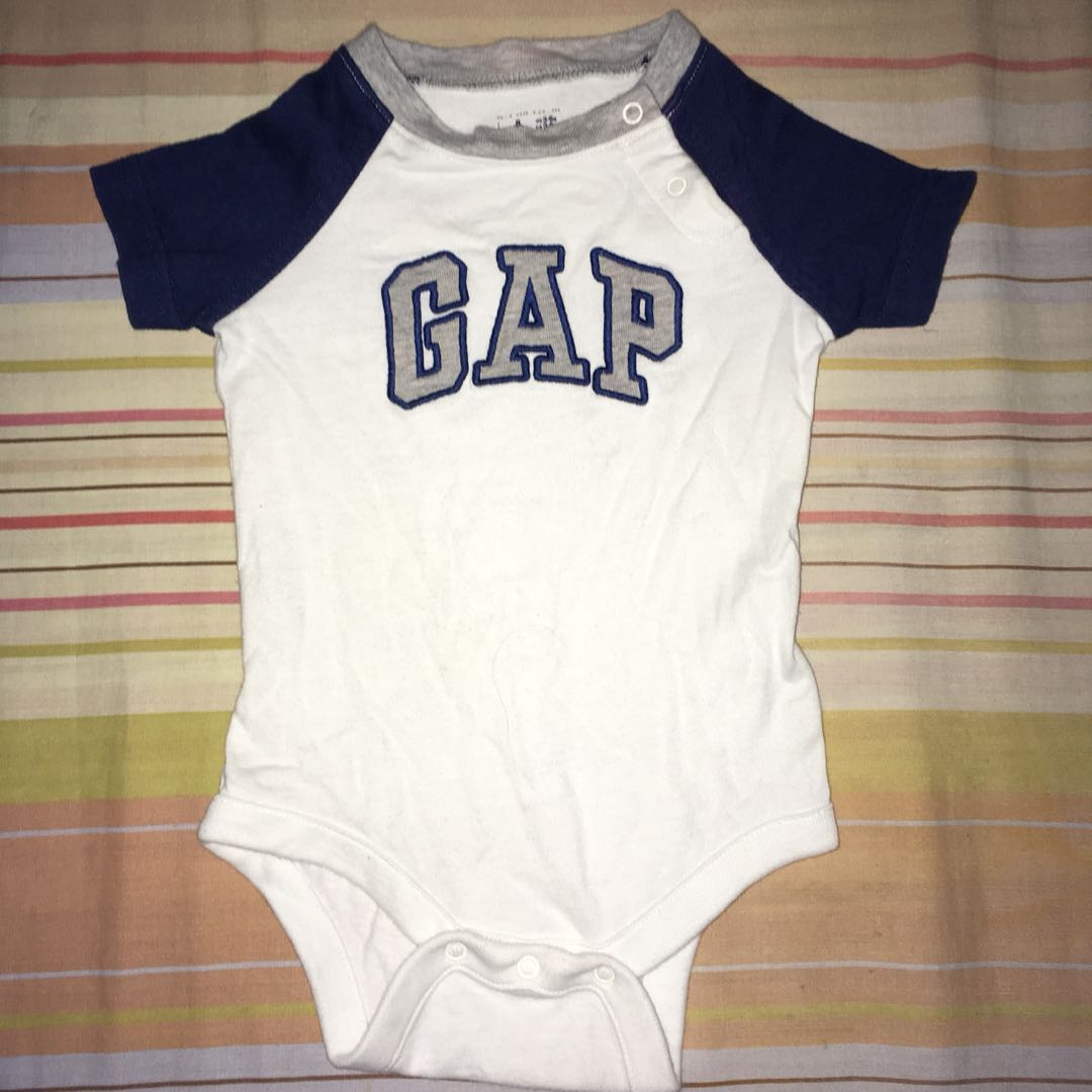 baby gap onesie
