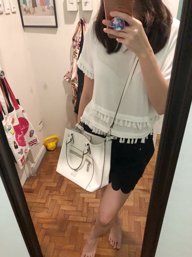 Debenhams bucket bag Women s Fashion Bags Wallets Cross body Bags on Carousell