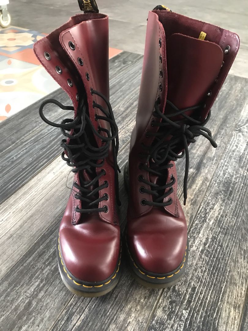 dr martens womens boots red