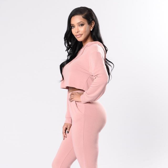 Fashion nova crop hoodie best sale