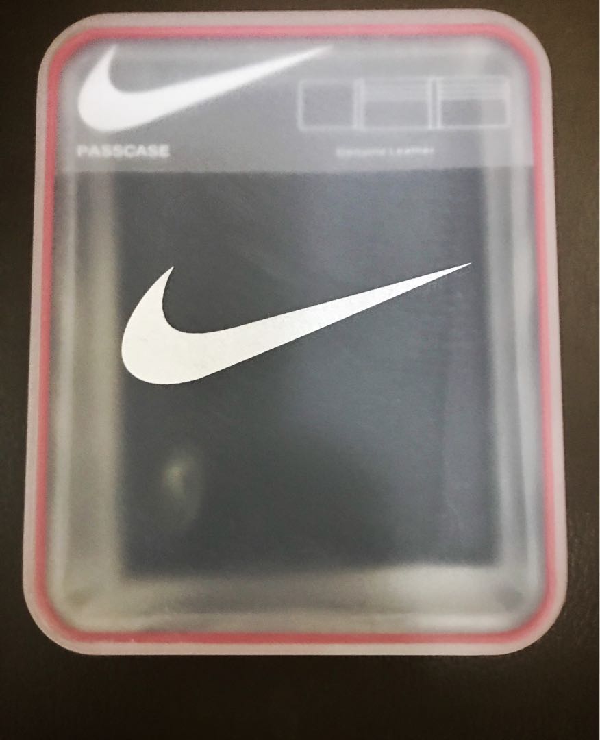 Nike golf bifold wallet (black), Men's Fashion, Watches & Accessories