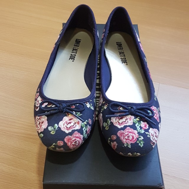 floral pumps payless