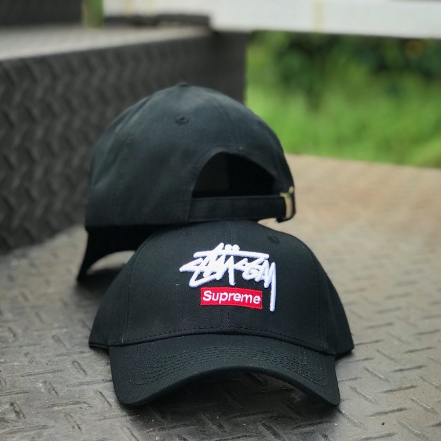 STUSSY SUPREME BLACK CAP