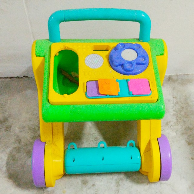 tomy baby walker