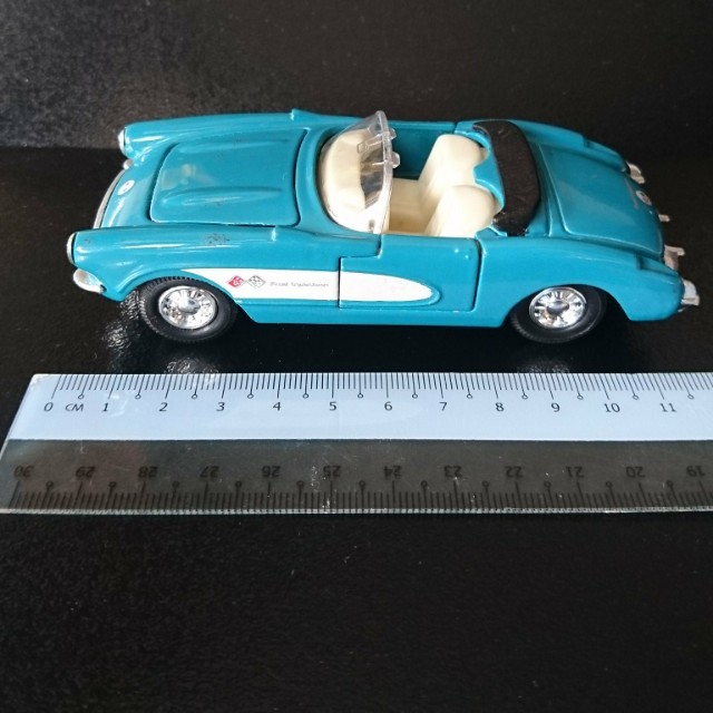 1957 chevrolet corvette toy car