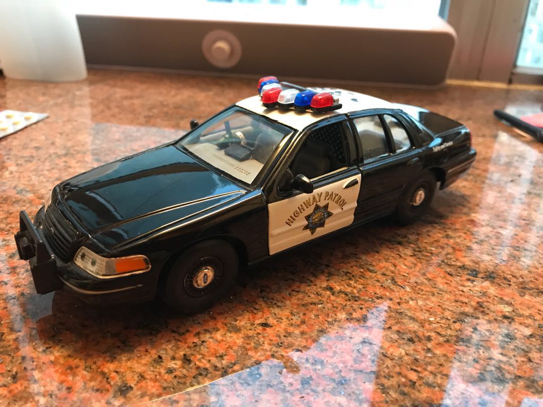 welly ford crown victoria
