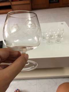 Wine glass / hard liquor glass