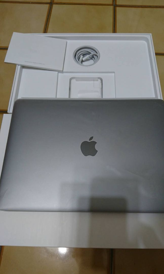 2017新款MacBook Pro (13-inch, 2017, Two Thunderbolt 3 ports)太空灰