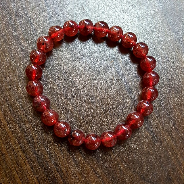 8 5mm Super Red Strawberry Bracelet 超级红草莓水晶 Everything Else 8 5mm Super Red Strawberry Bracelet 超级红草莓水晶 Everything Else On Carou