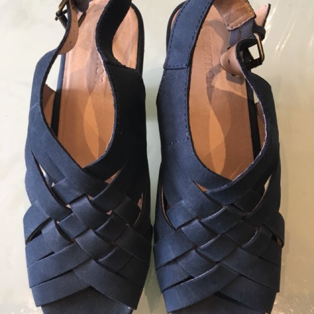 Gorman clogs store
