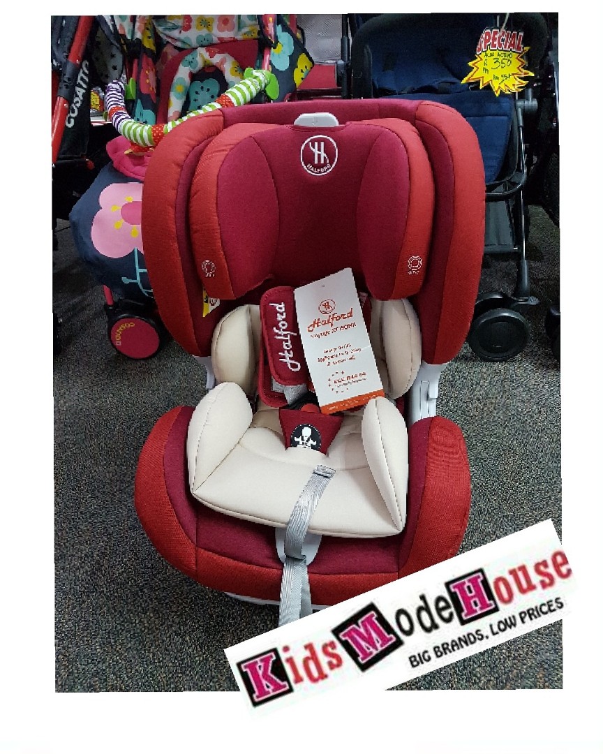 Halford voyage hotsell xt isofix