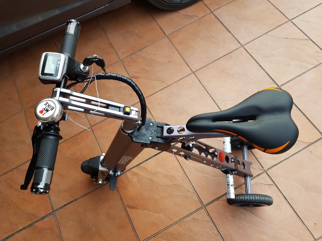 iFreego ES18 Electric Scooter Freego ES18, Sports Equipment, Sports