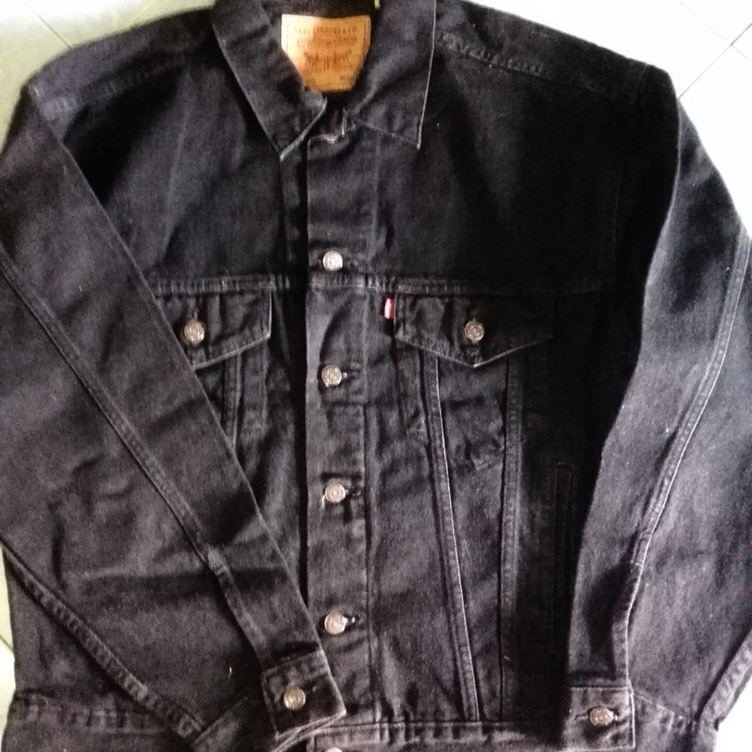 vintage black levis denim jacket