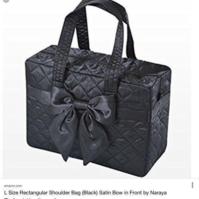 NARAYA Travel bag, Women's Fashion, Bags & Wallets, Purses & Pouches on  Carousell