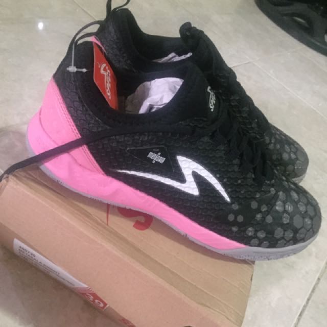 Sepatu Futsal Specs Metasala A Knight Fesyen Pria Sepatu Di Carousell