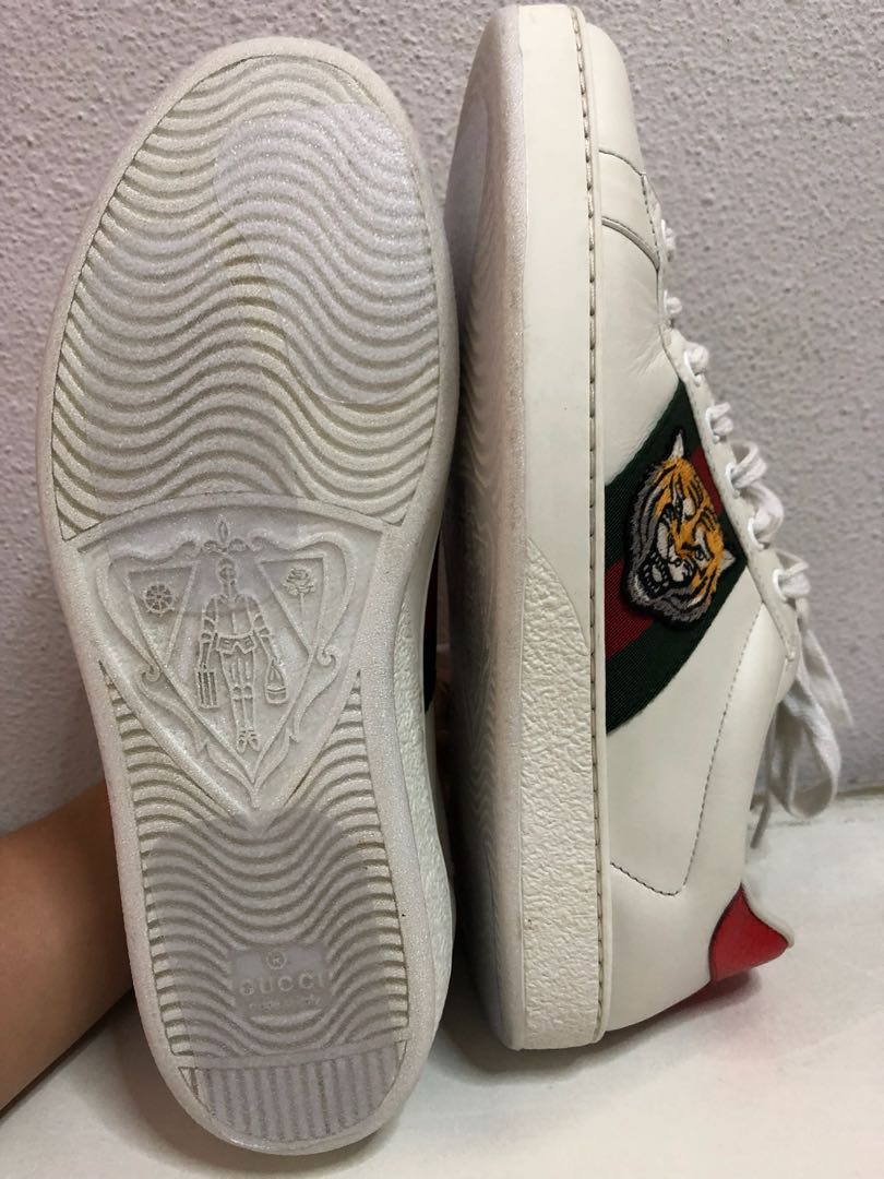 Sole protector applied on Gucci ace 