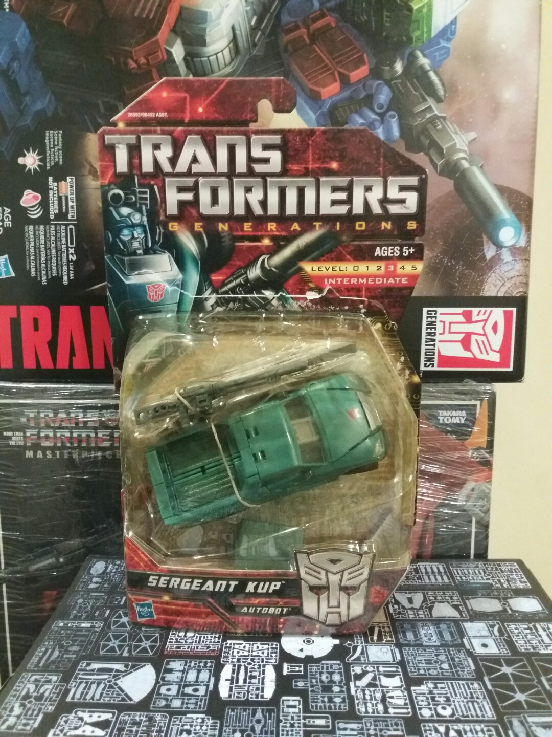 Transformers G1 KUP tf idw prime hasbro, Hobbies & Toys, Toys & Games