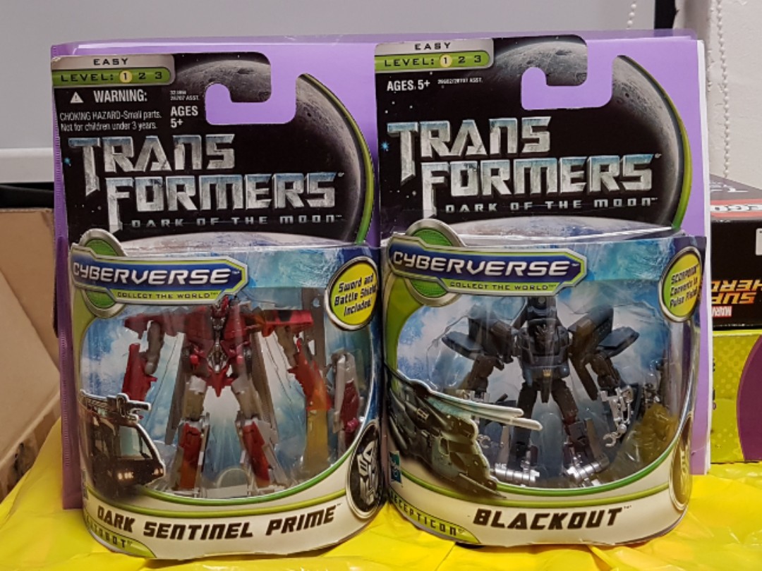 Transformers Movie Cyberverse Blackout + Sentinel Prime BIB, Hobbies