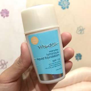 Wardah everyday luminous liquid foundation - no 2 light beige