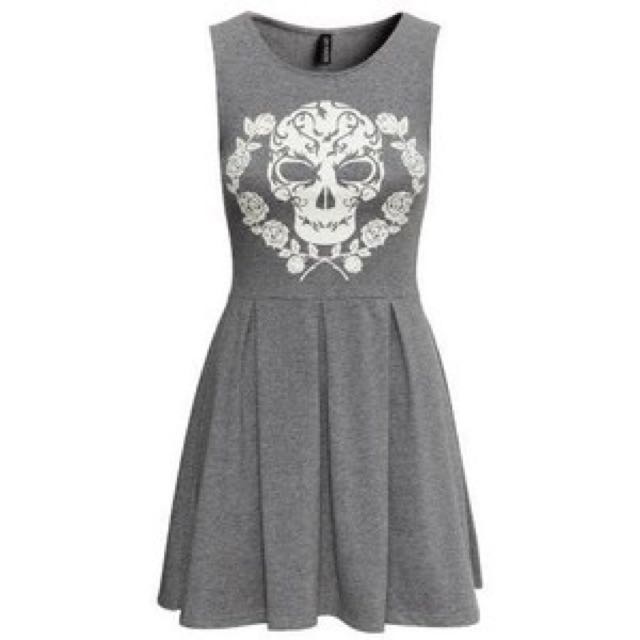 H&m skull dress sale