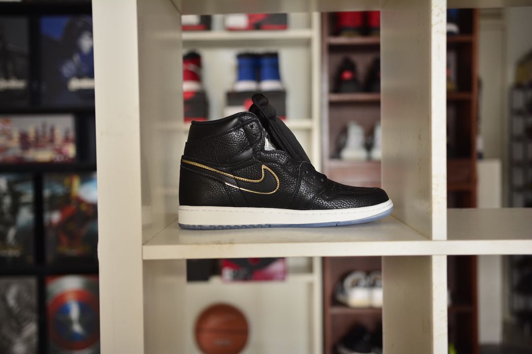 Air jordan 1 city outlet of flight on feet
