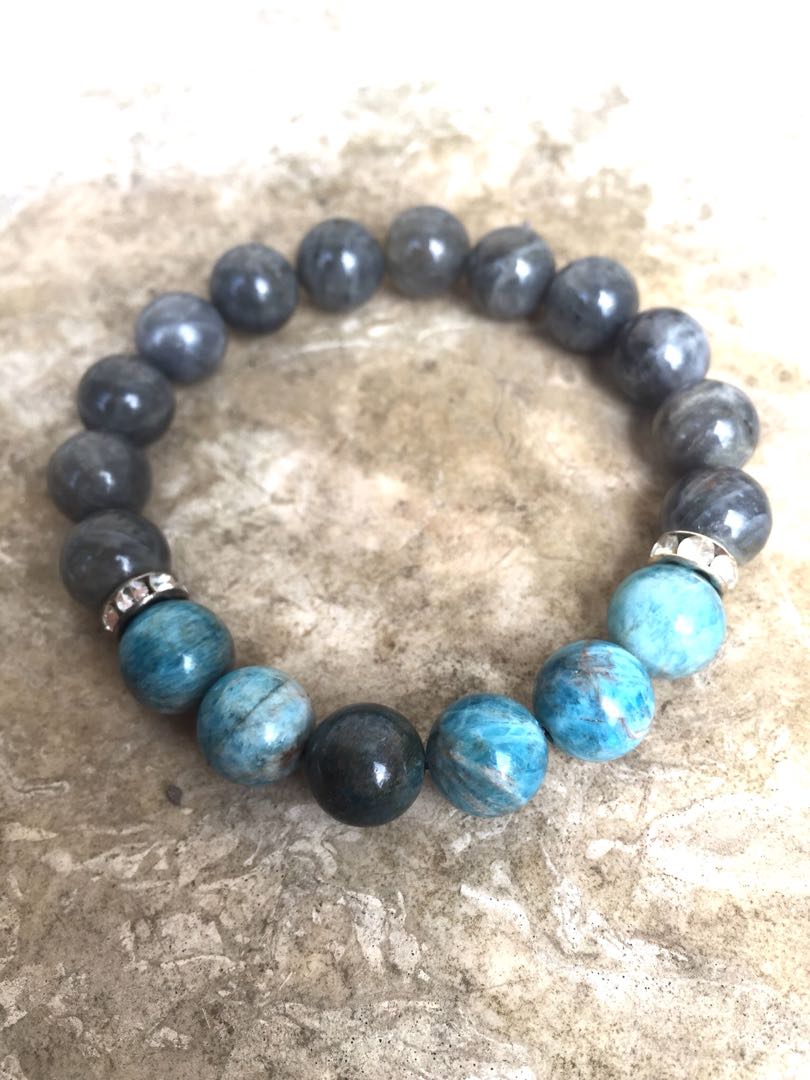 Blue Apatite And Labradorite Bracelet Men S Fashion Accessories On Carousell