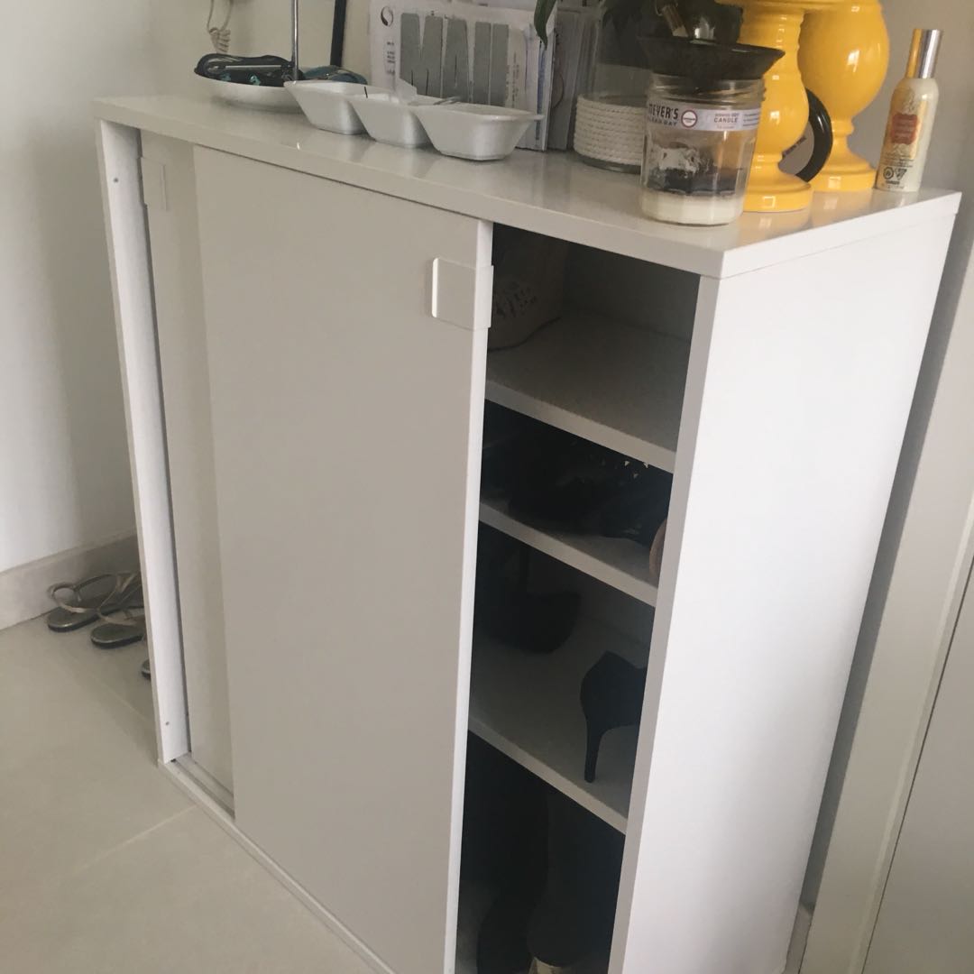 Mackapär ikea shoe shop cabinet